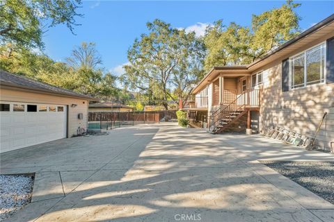 A home in La Crescenta