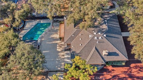 A home in La Crescenta