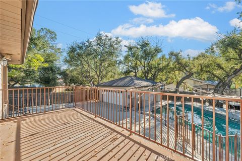 A home in La Crescenta