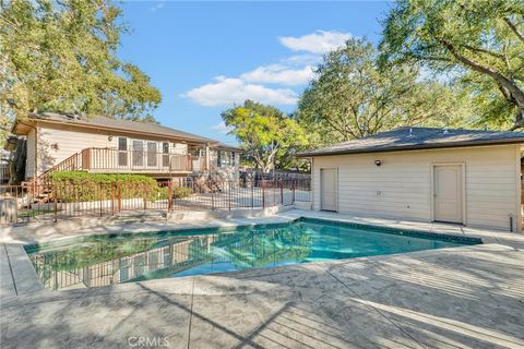 A home in La Crescenta