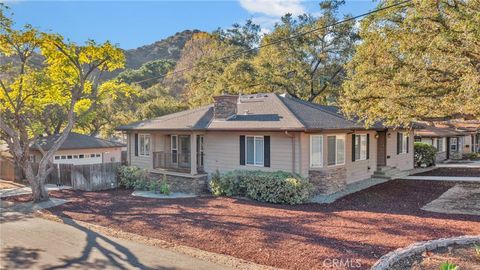 A home in La Crescenta