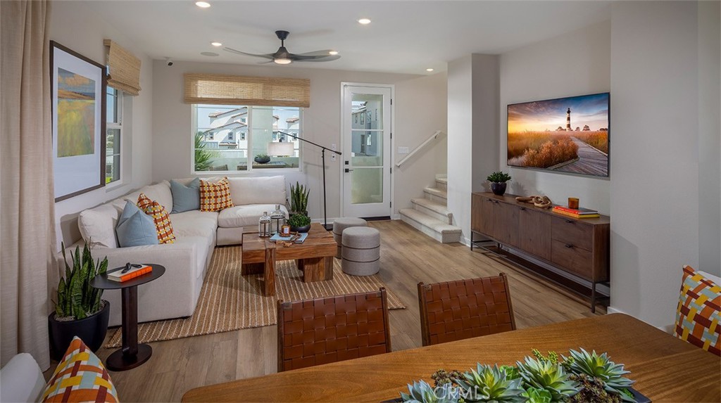 6059 Fairfax Drive