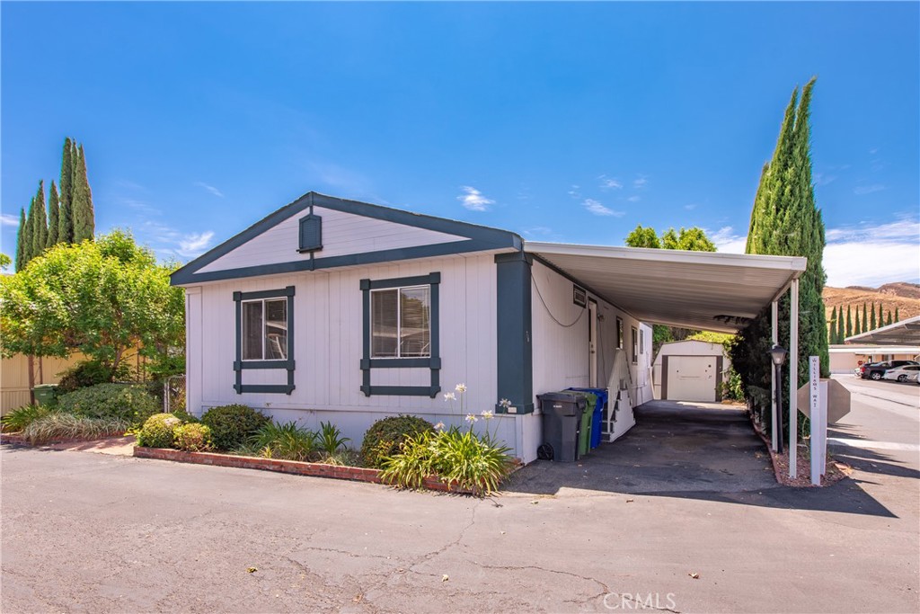 View Simi Valley, CA 93063 mobile home