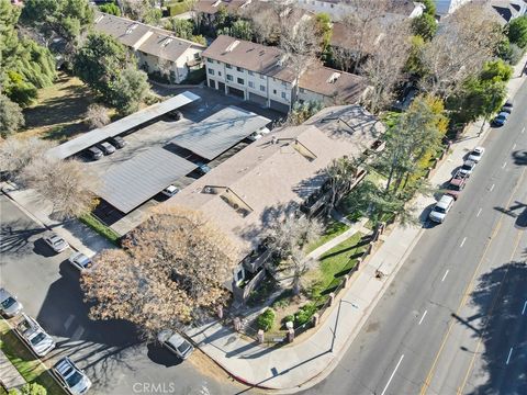 A home in Reseda