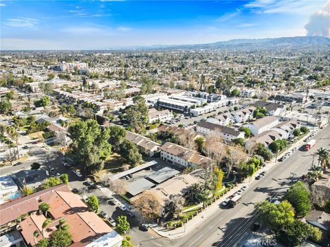 A home in Reseda