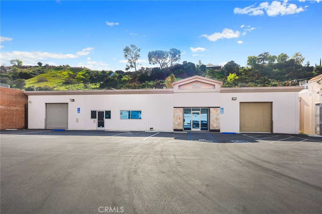 Location! Location! Location! The warehouse is situated in the industrial area of Monterey Park, close to the port and just a stone's throw away from the 710 freeway, offering convenient and quick access to both the freeway and the port. It has a lot size of 39,194 square feet, with the warehouse spanning 11,970 square feet and boasting a height of 12-18 feet. Featuring 2 grade-level doors and an independent small backyard and independent front yard, this property caters to various needs. Whether for investment or personal use, it's your ideal choice. Don't miss out!