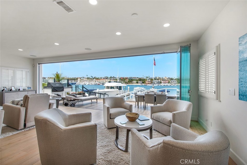 Lido Island (LIDO) - Residential