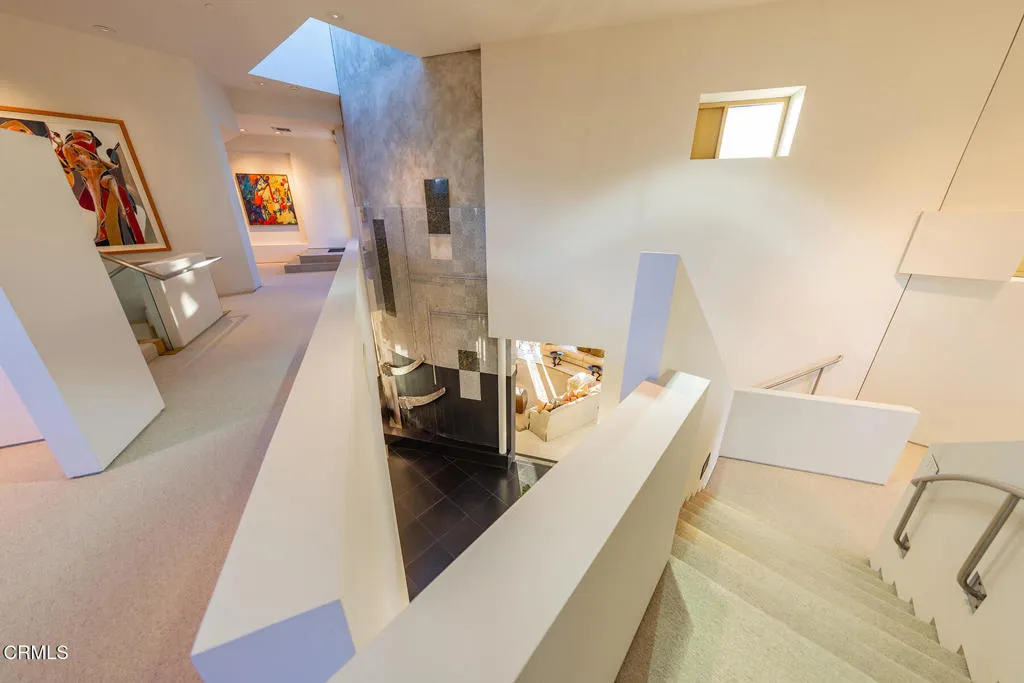 Oak View, California 93022, United States, 6 Bedrooms Bedrooms, ,6 BathroomsBathrooms,Residential,Active,90004