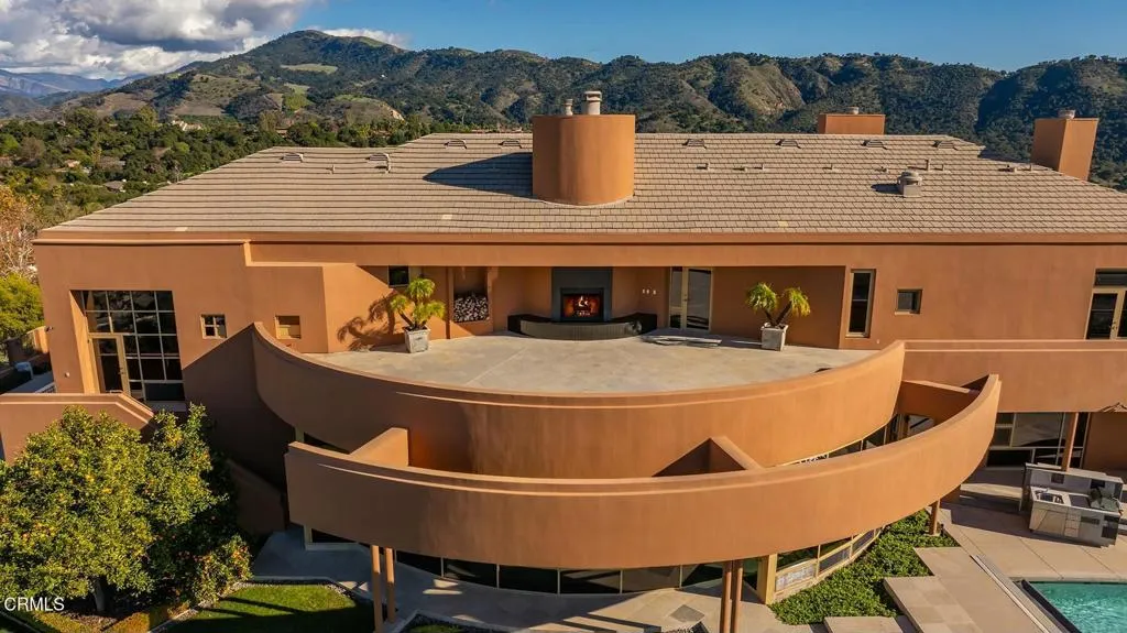 Oak View, California 93022, United States, 6 Bedrooms Bedrooms, ,6 BathroomsBathrooms,Residential,Active,90004