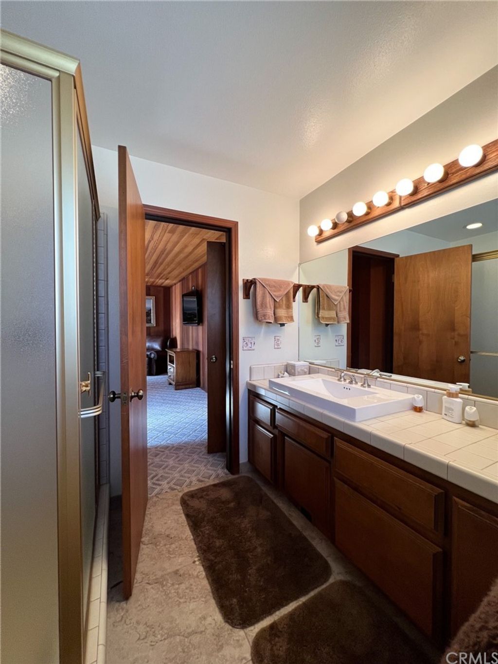 listing image 130726772520879788747