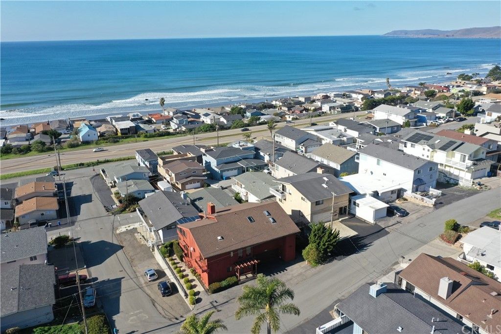 listing image 130723642882492986286