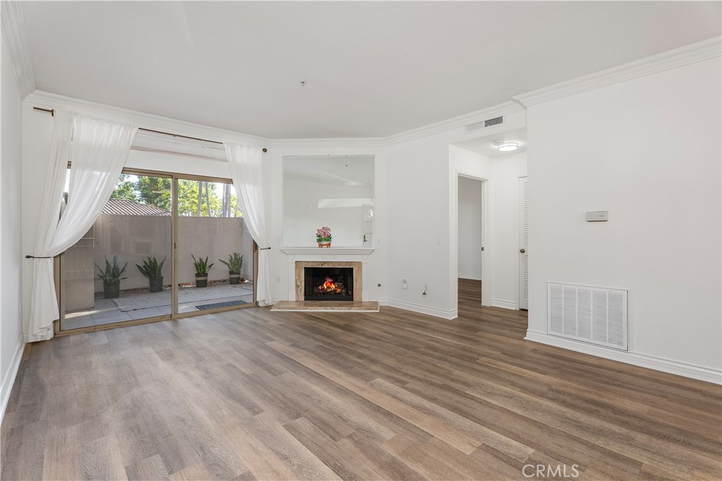 16 Villa Point Drive