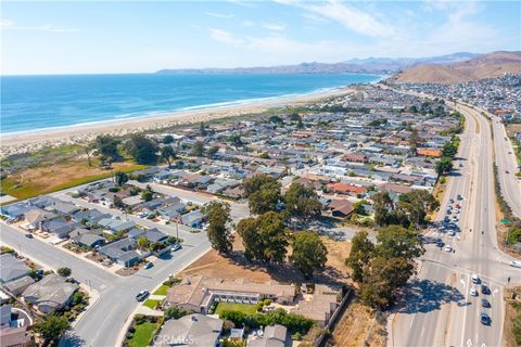 Tiny photo for 2783 Coral Ave, Morro Bay, CA 93442 (MLS # SC24229005)