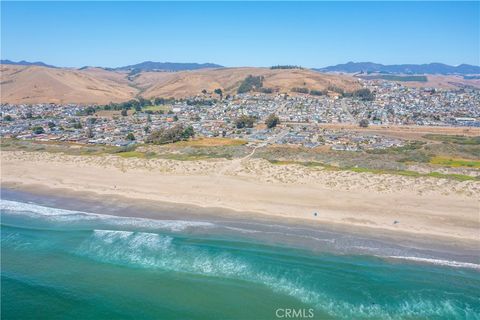 Tiny photo for 2783 Coral Ave, Morro Bay, CA 93442 (MLS # SC24229005)