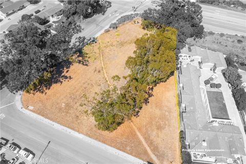 Tiny photo for 2783 Coral Ave, Morro Bay, CA 93442 (MLS # SC24229005)