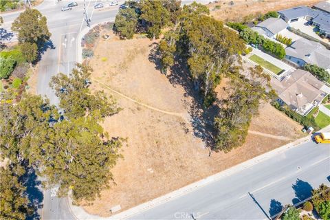 Tiny photo for 2783 Coral Ave, Morro Bay, CA 93442 (MLS # SC24229005)