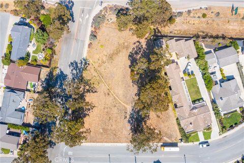 Tiny photo for 2783 Coral Ave, Morro Bay, CA 93442 (MLS # SC24229005)