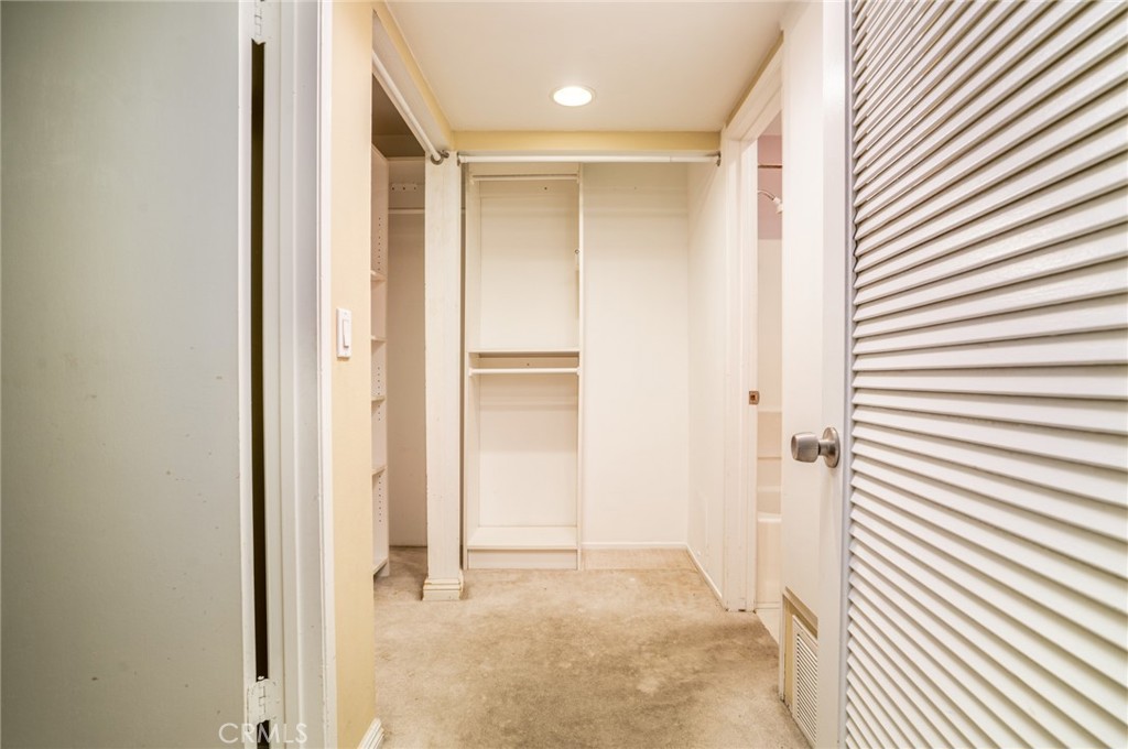 Villa Warner (VWAR) - Residential