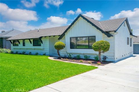 A home in La Habra