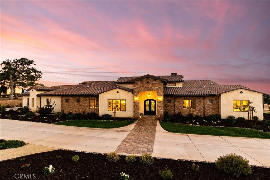 listing image 130725861771978194618