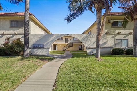 120 N 13th Avenue Upland CA 91786