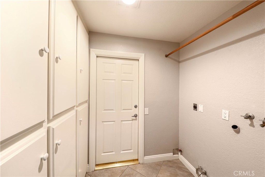 Mystic Hill (MH) - Residential