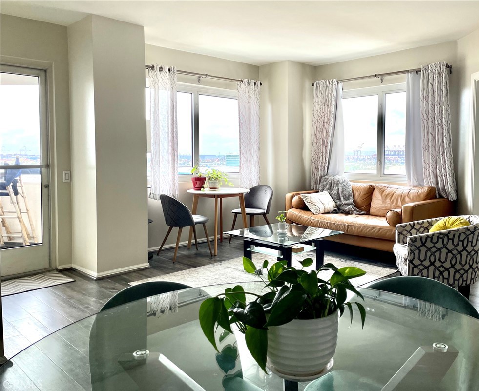 525 E Seaside Way 1504