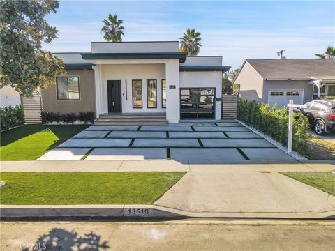 A home in Valley Glen