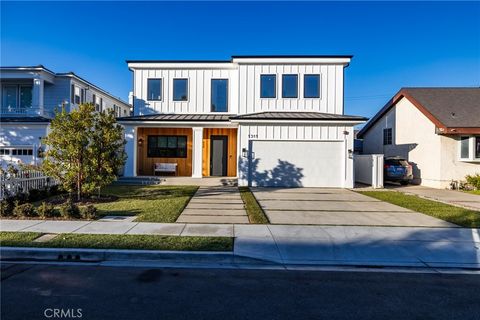 A home in Manhattan Beach