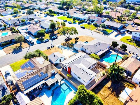 A home in La Mirada