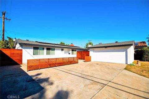 A home in La Mirada