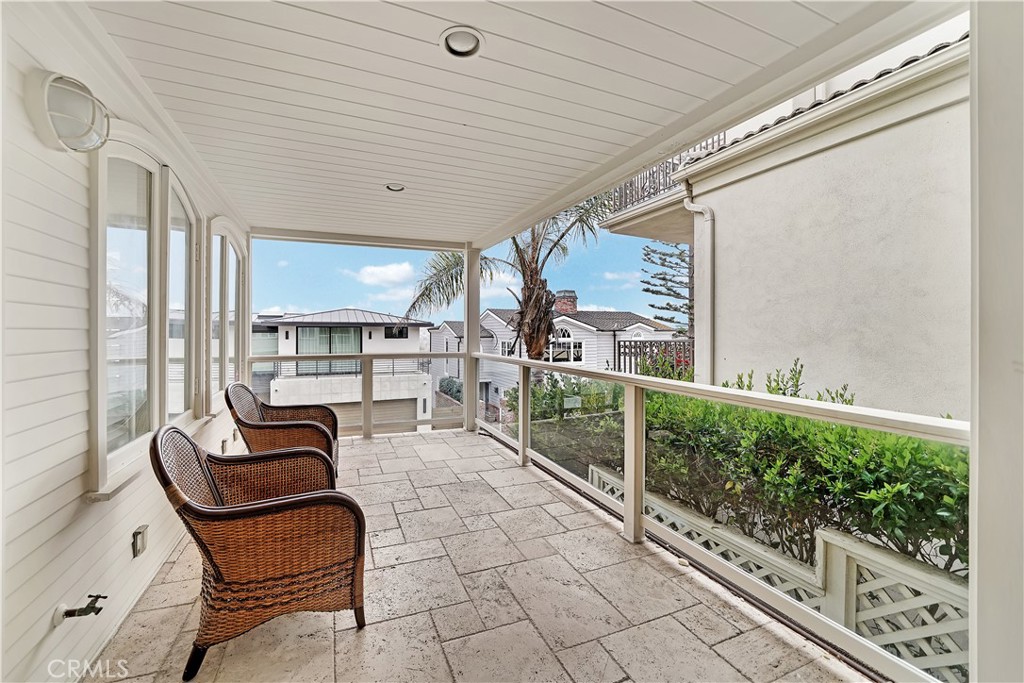 Corona del Mar South of PCH (CDMS) - Residential