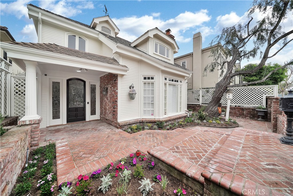 Corona del Mar South of PCH (CDMS) - Residential