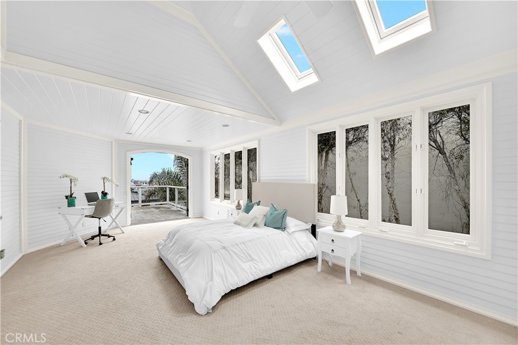 Corona del Mar South of PCH (CDMS) - Residential