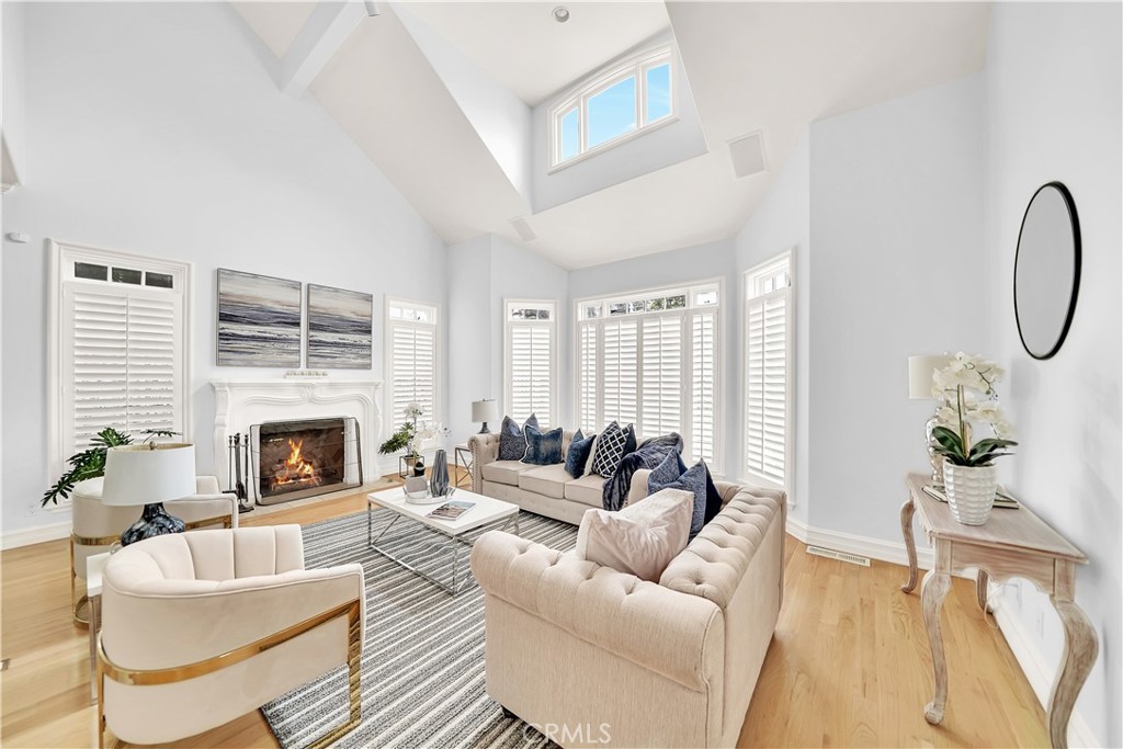 Corona del Mar South of PCH (CDMS) - Residential