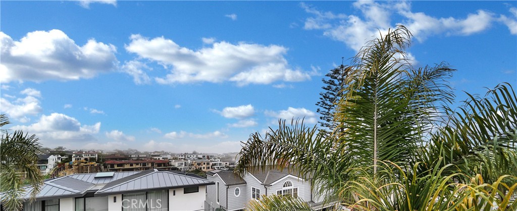 Corona del Mar South of PCH (CDMS) - Residential