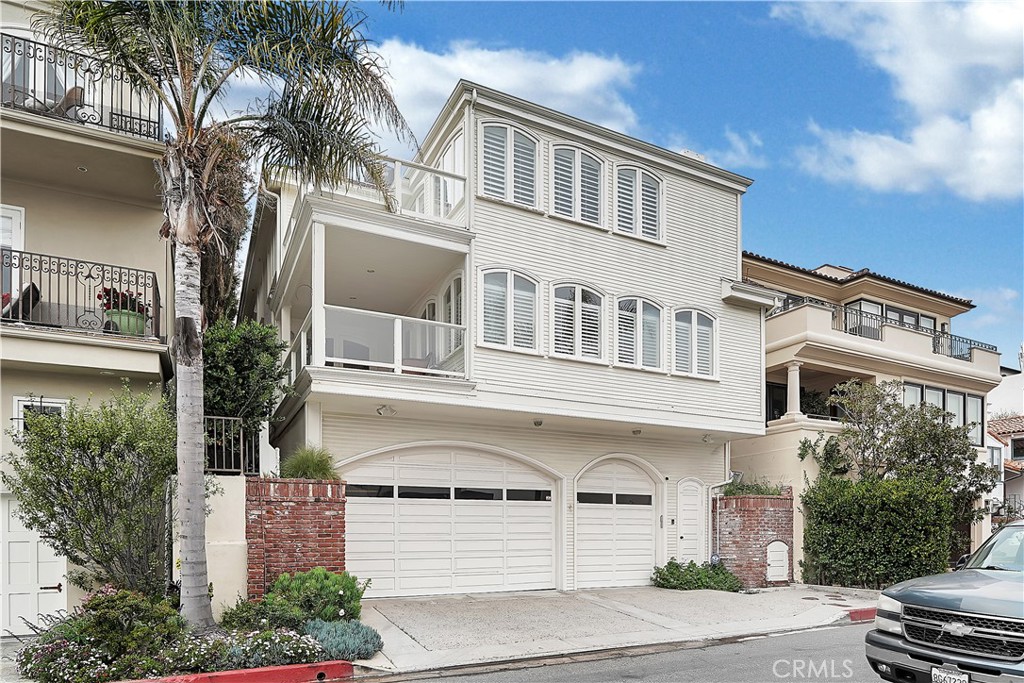 Corona del Mar South of PCH (CDMS) - Residential