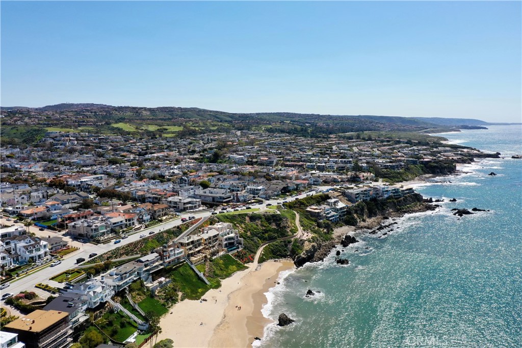 Corona del Mar South of PCH (CDMS) - Residential