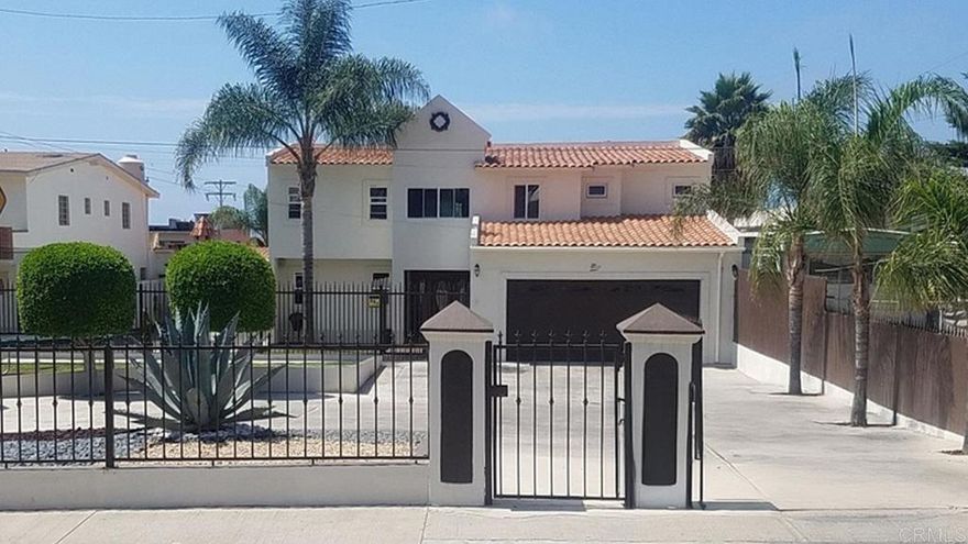 LAGO VICTORIA HOUSE – VALLE DORADO Magnificent residence for sale, located in one of the areas with the highest demand, given the growth to the south of the city. This property has it all, as it is built with fine finishes, spacious spaces and well-distributed functional areas, to give that comfort and privacy to its owners and guests, or even as an investment project to be managed on the successful airbnb platform. . Conceptualized on two floors, with the following distribution: Hall, living room with fireplace, dining room, kitchen with granite countertops. Four bedrooms, 3.5 baths. The master bedroom has a walking closet and a full bathroom with Jacuzzi; one of the other bedrooms is on the ground floor and has a full bathroom. In addition, study, room of T.V. laundry, room, gym area and a garden area for parties with barbecue and pergola; as well as an electric garage for two cars and a large front yard with beautiful palm trees. Floors on the ground floor with fine tile, and on the upper floor with parquet wood. The state of conservation is magnificent due to the constant interior and exterior maintenance. It also has a 7,000-liter cistern, alarm, irrigation system, among many other details that we invite you to know. Located south of the city, 20 minutes from downtown. Close to schools of all levels, sports center, government center, supermarkets, gas stations, churches, restaurants and various businesses. Easy access to the Transpeninsular highway and with a distance of approximately one hour to the border with the United States.