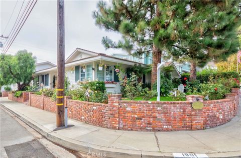 A home in Manhattan Beach