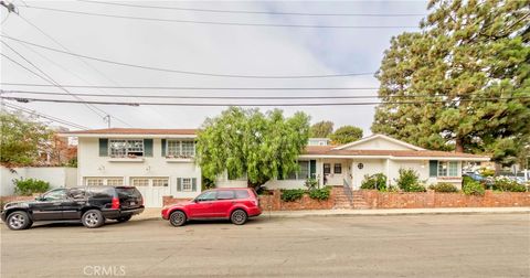 A home in Manhattan Beach