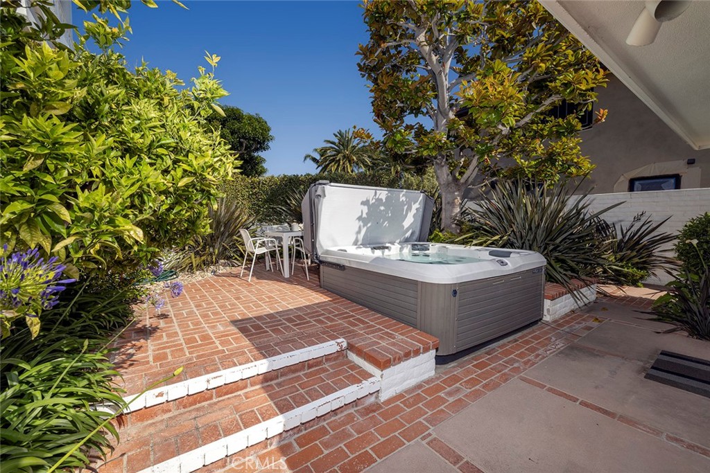 Harbor Island (HARI) - Residential