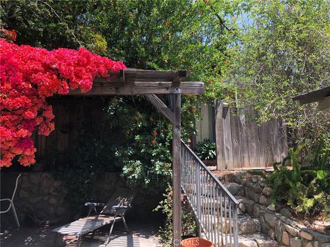 A home in La Crescenta