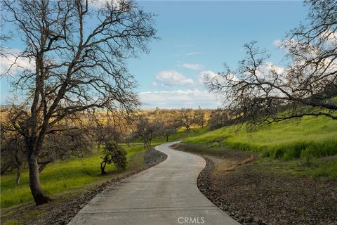 A home in Butte Valley