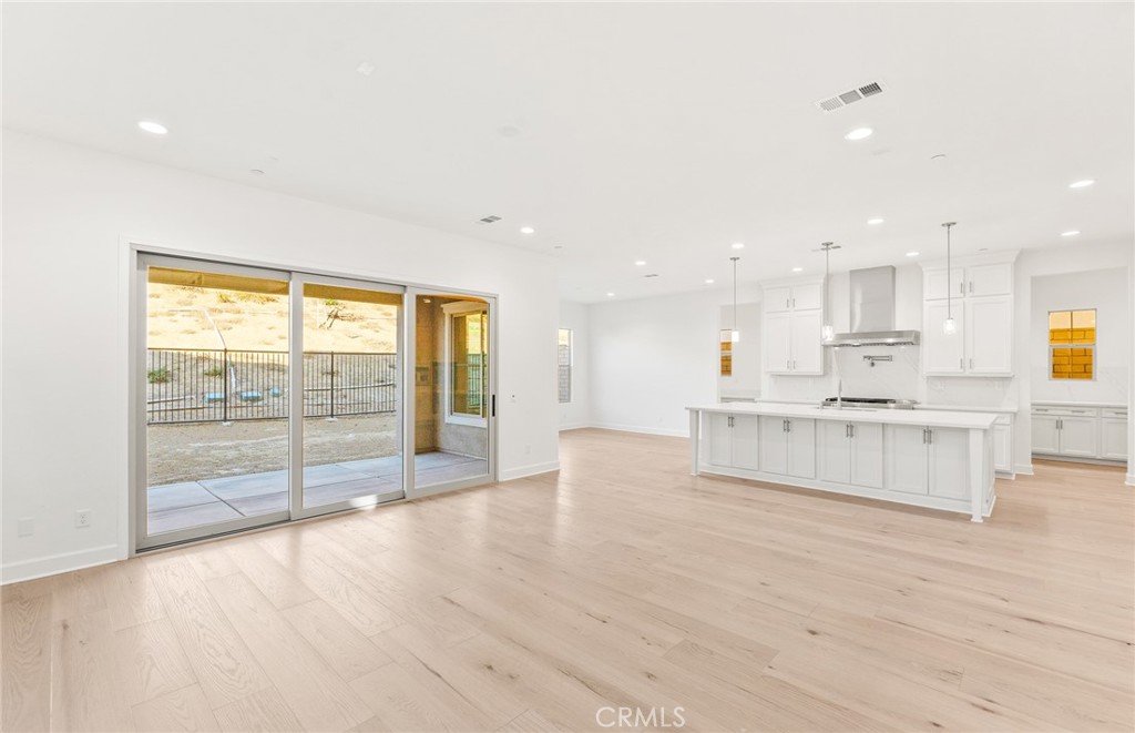 21235 Wildflower Way