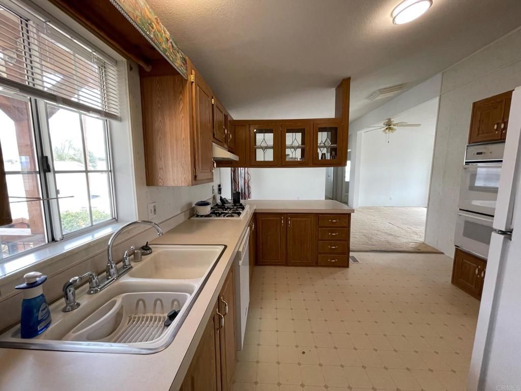 listing image 130728136732023501420