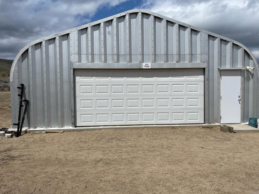 listing image 130722432584069063368