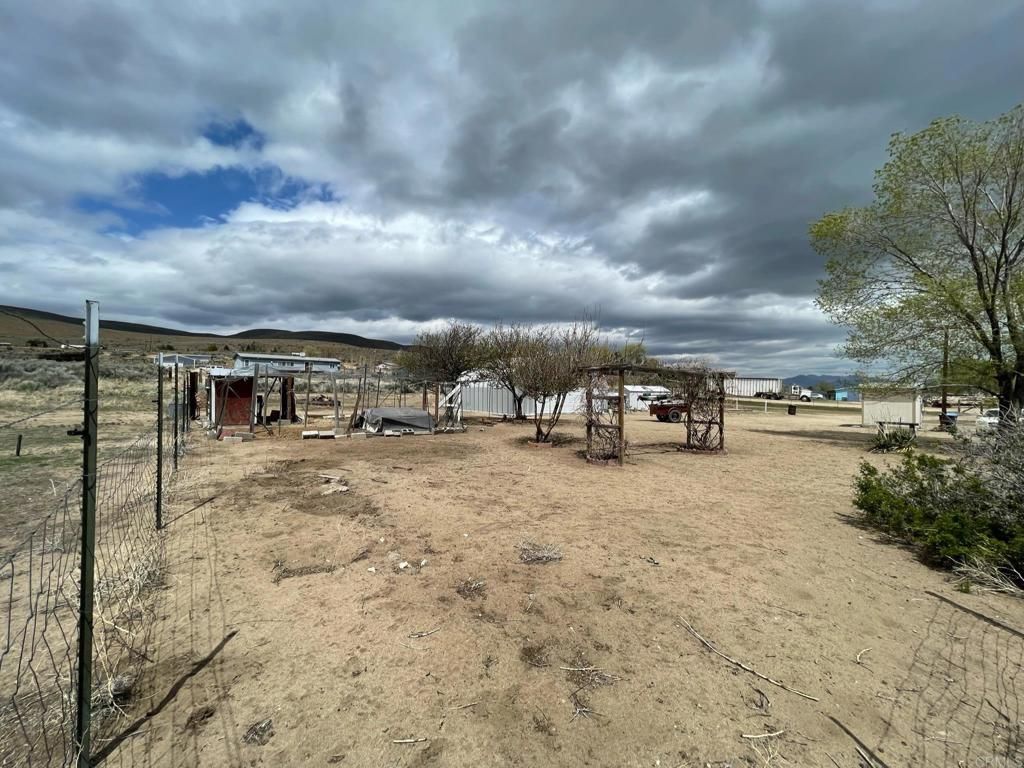 listing image 130726306243858237172