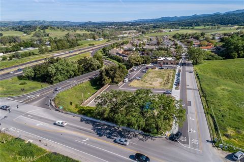 Tiny photo for 1055 Rossi Road, Templeton, CA 93465 (MLS # NS22228728)