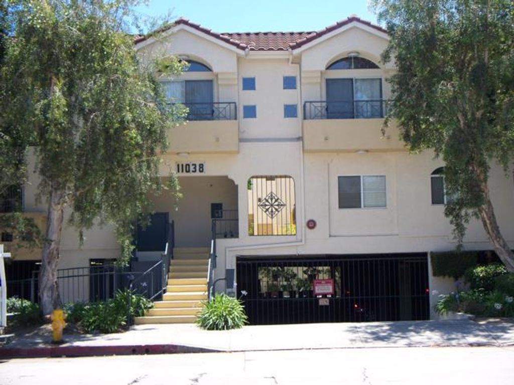 listing image 130729525940285122803